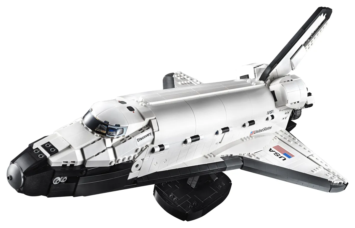 LEGO NASA Space Shuttle Discovery (10283) - image 7