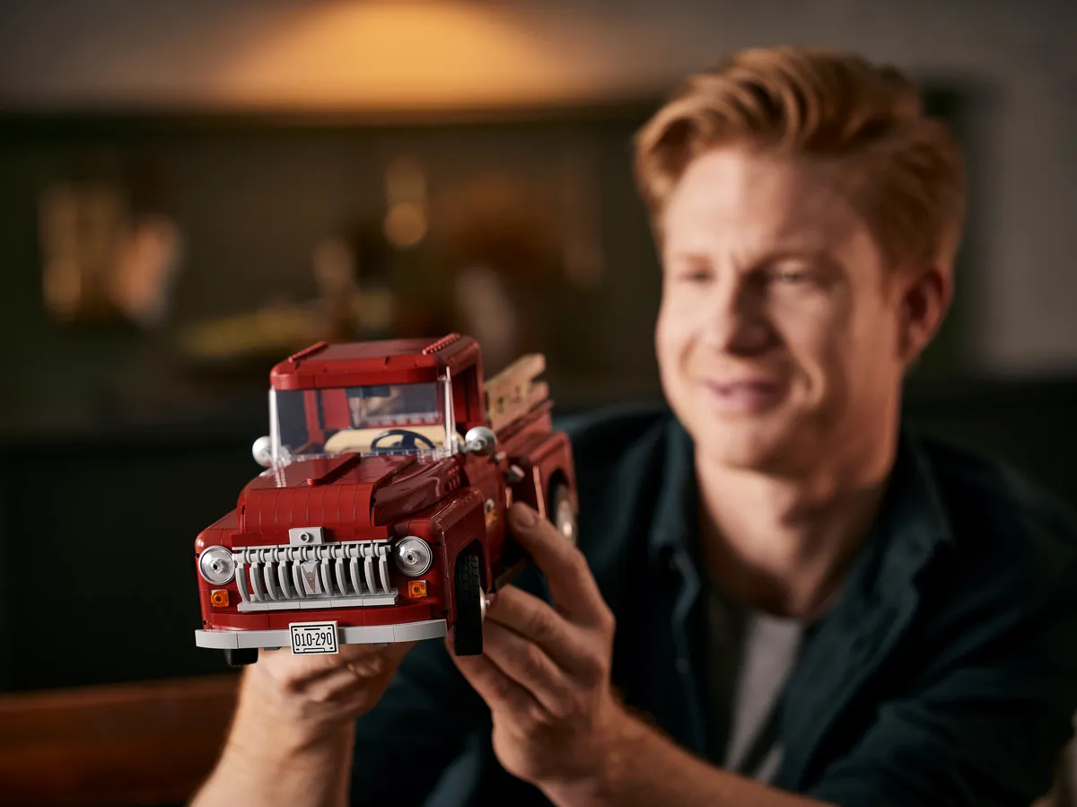 LEGO Pickup Truck (10290) - image 16