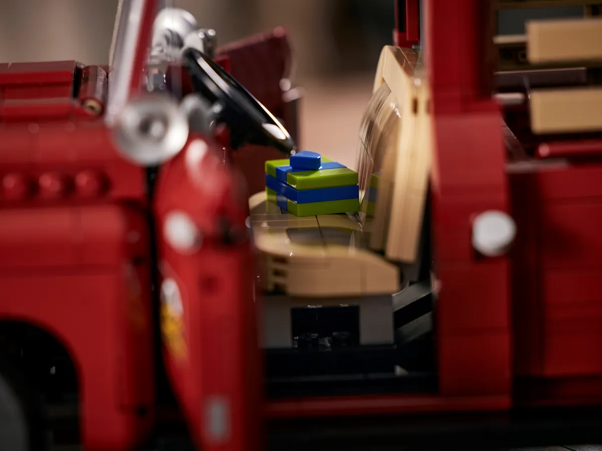 LEGO Pickup Truck (10290) - image 21
