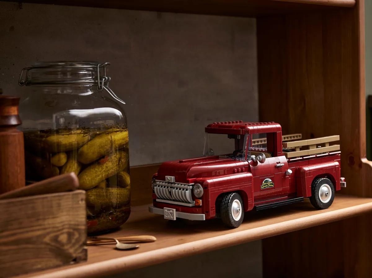 LEGO Pickup Truck (10290) - image 26
