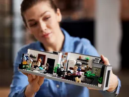 LEGO Queer Eye – The Fab 5 Loft (10291) - afbeelding 13