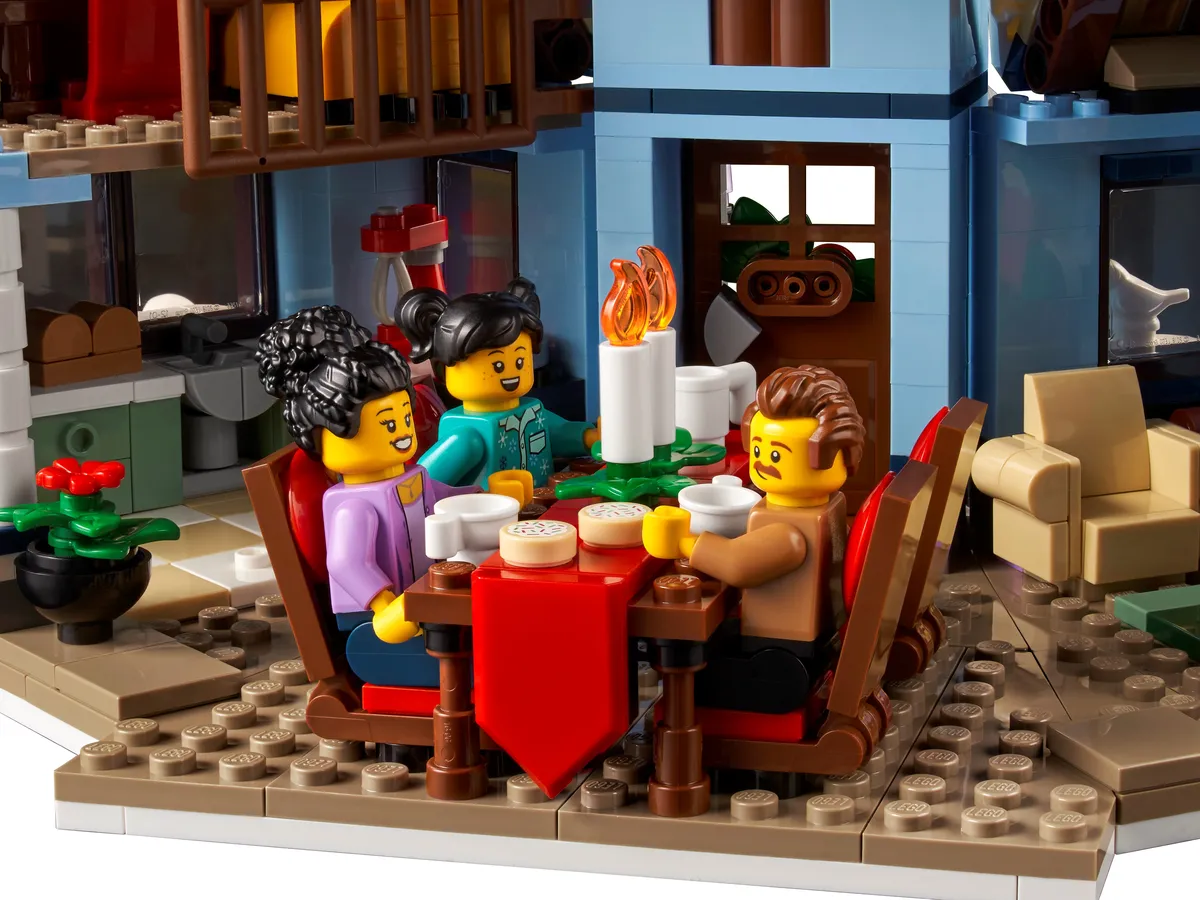 LEGO Santa’s Visit (10293) - image 12