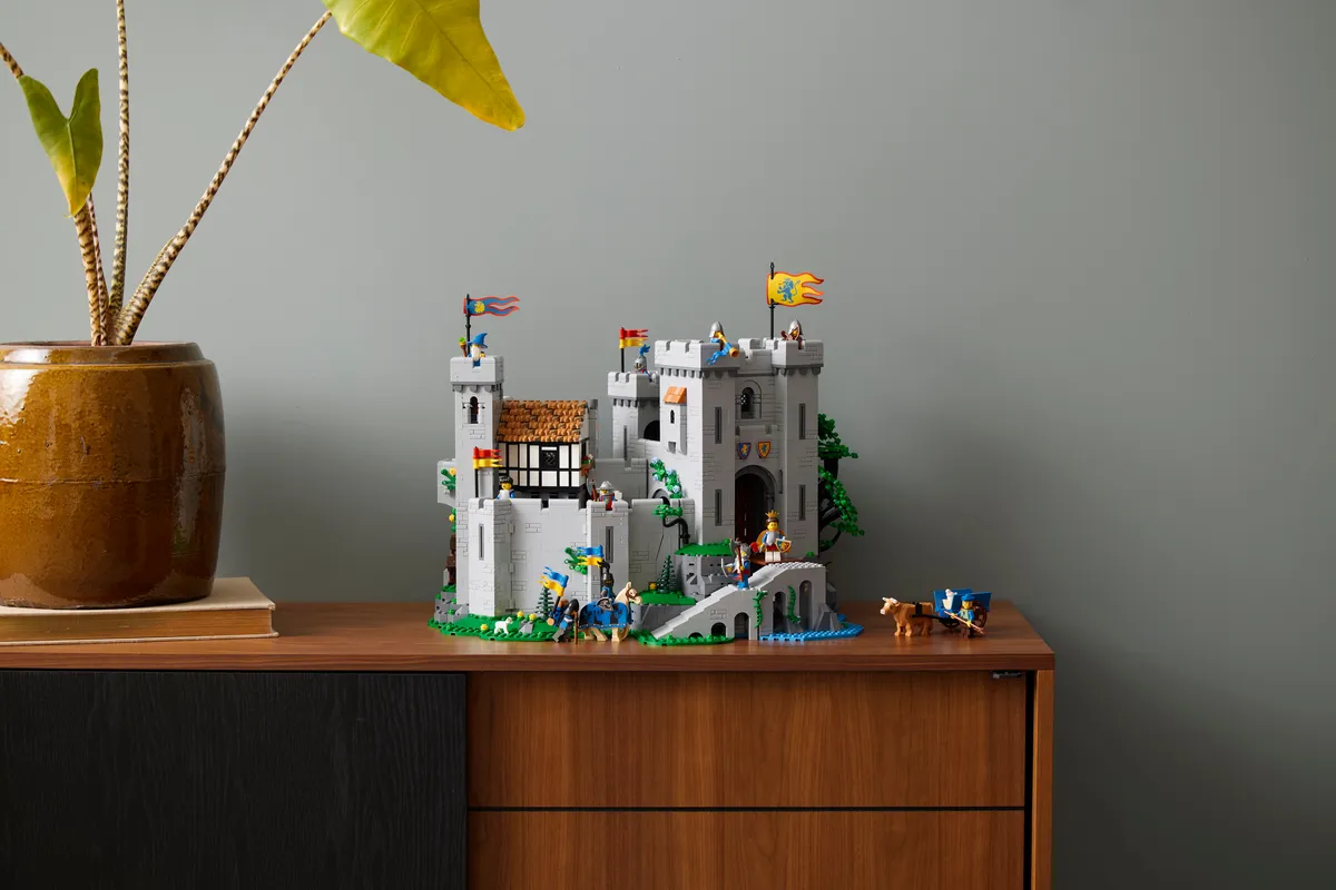 LEGO Lion Knights' Castle (10305) - Bild 6