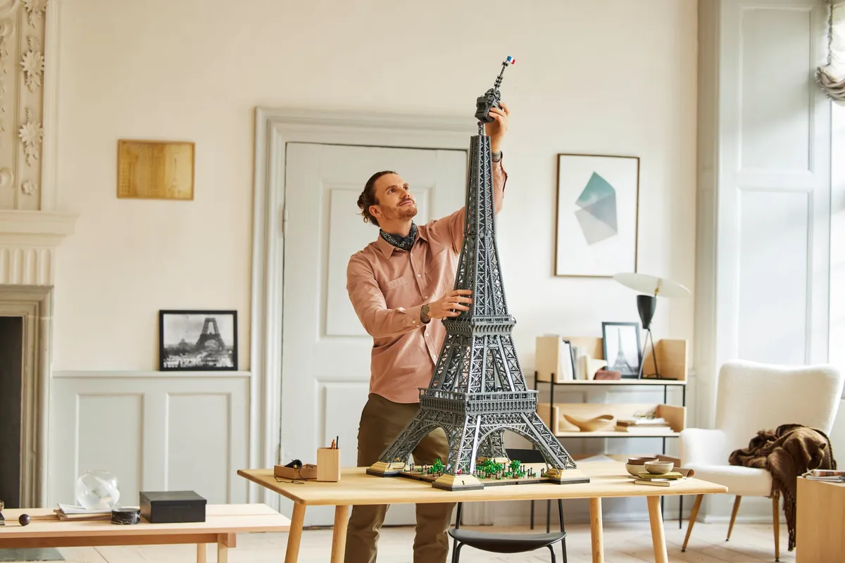 LEGO Eiffel tower (10307) - afbeelding 2