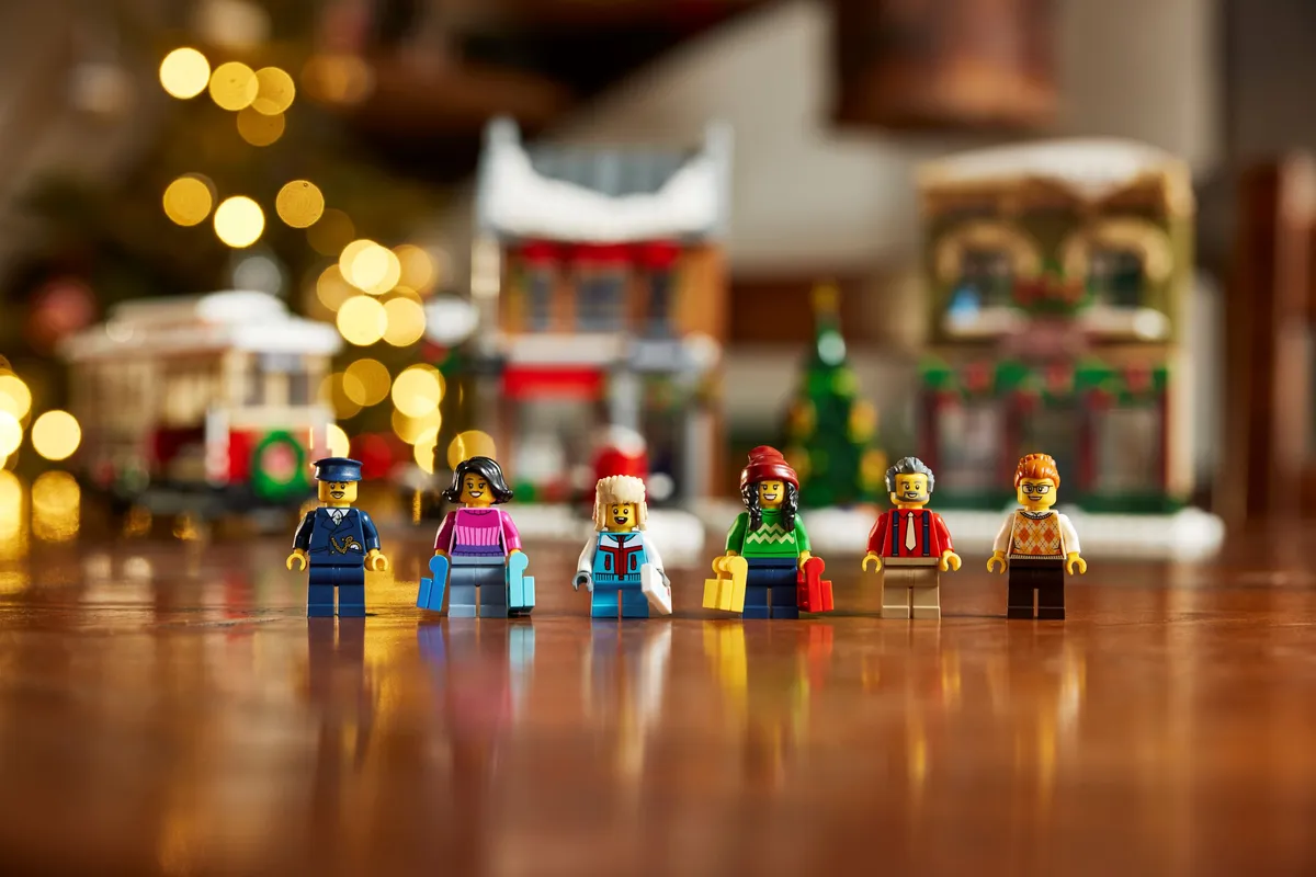LEGO Holiday Main Street (10308) - Bild 9