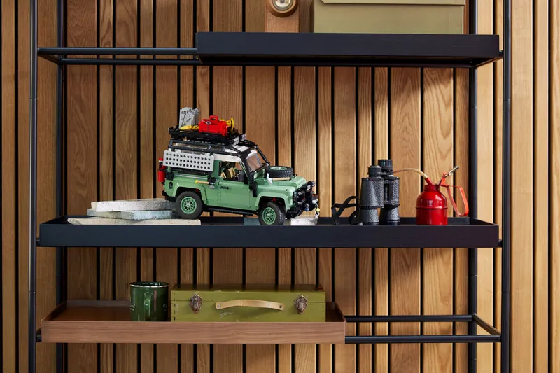 Land Rover Classic Defender 90 by LEGO – product photo 12 of 12