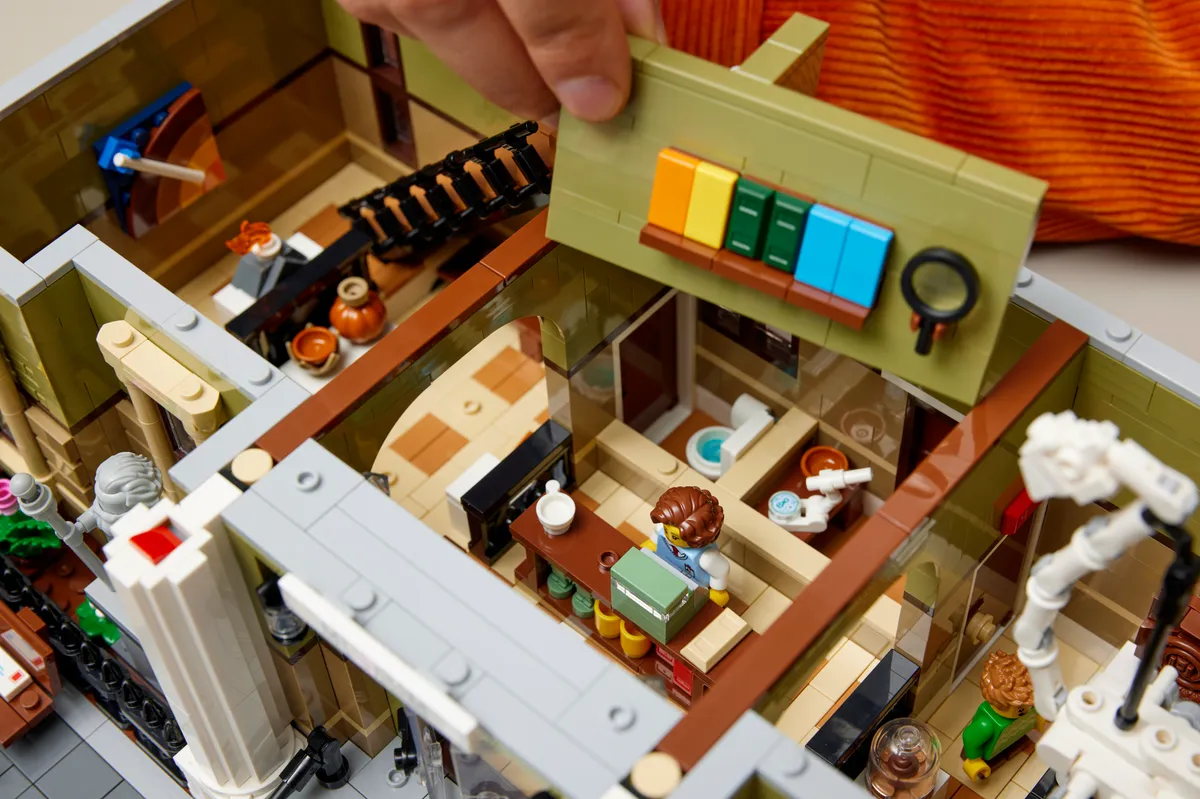 LEGO Natural History Museum (10326) - Bild 12
