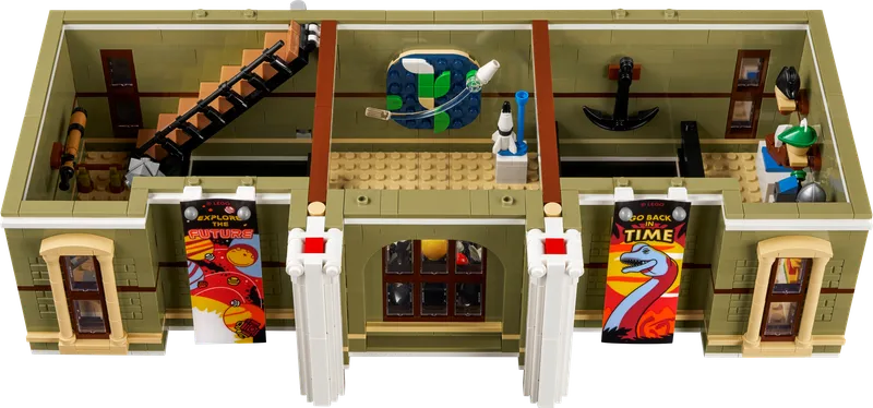 LEGO 10326 Natural History Museum detail image