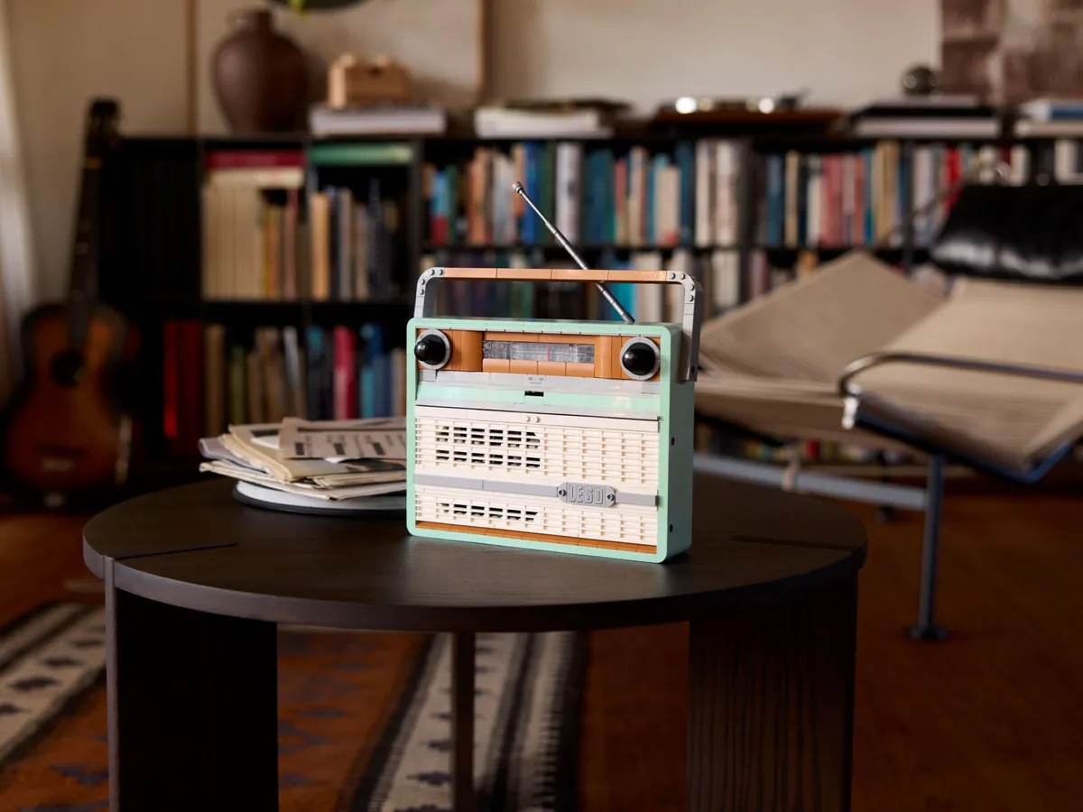 LEGO Retro Radio (10334) - Bild 7