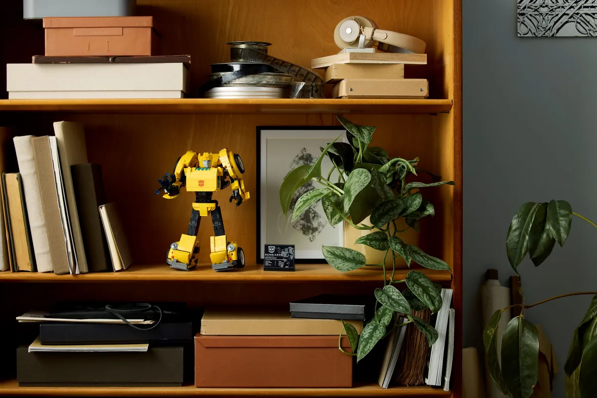 LEGO Bumblebee (10338) - image 13