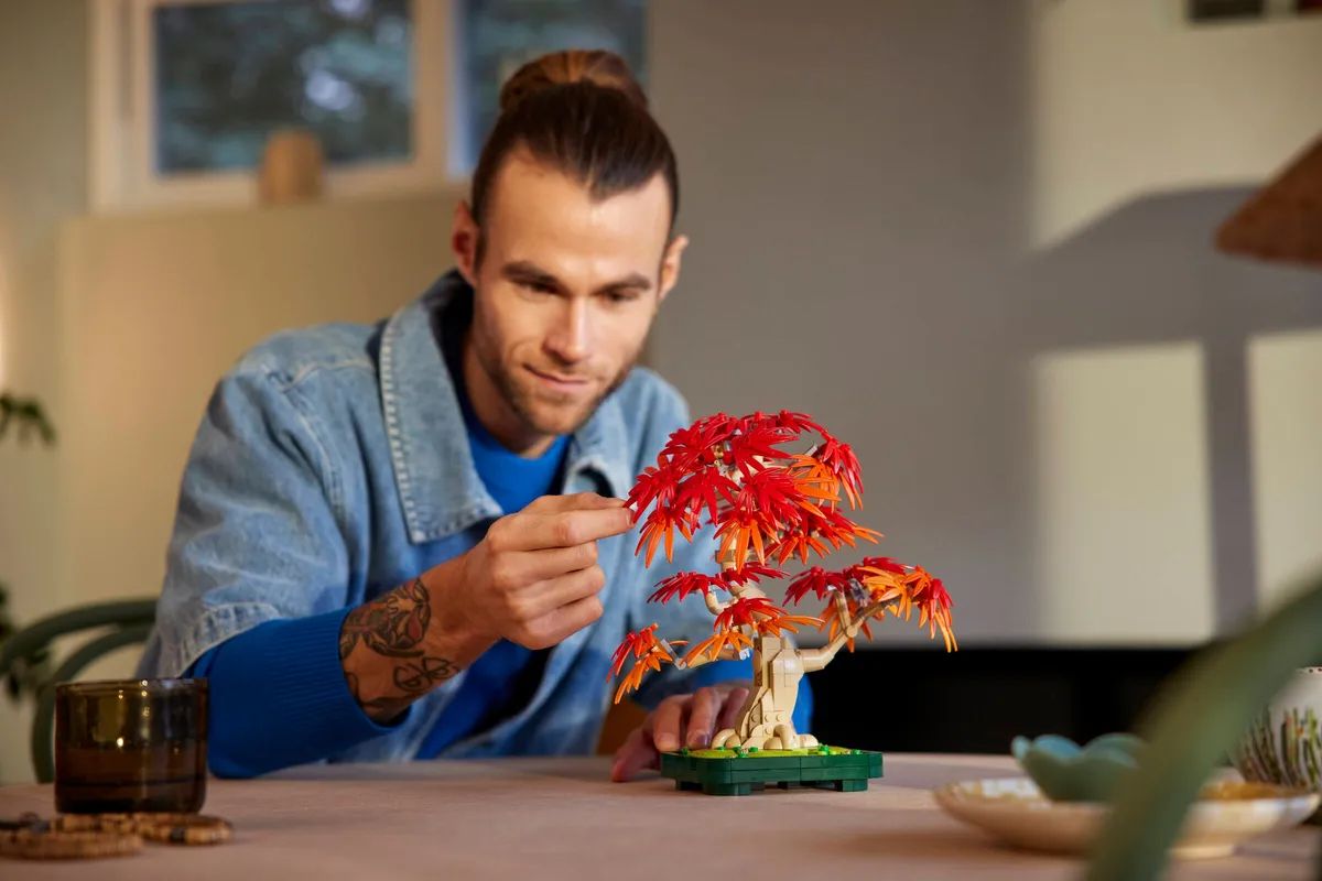 LEGO Japanese Red Maple Bonsai Tree (10348) - Bild 6