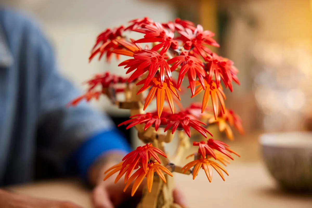 LEGO Japanese Red Maple Bonsai Tree (10348) - Bild 7