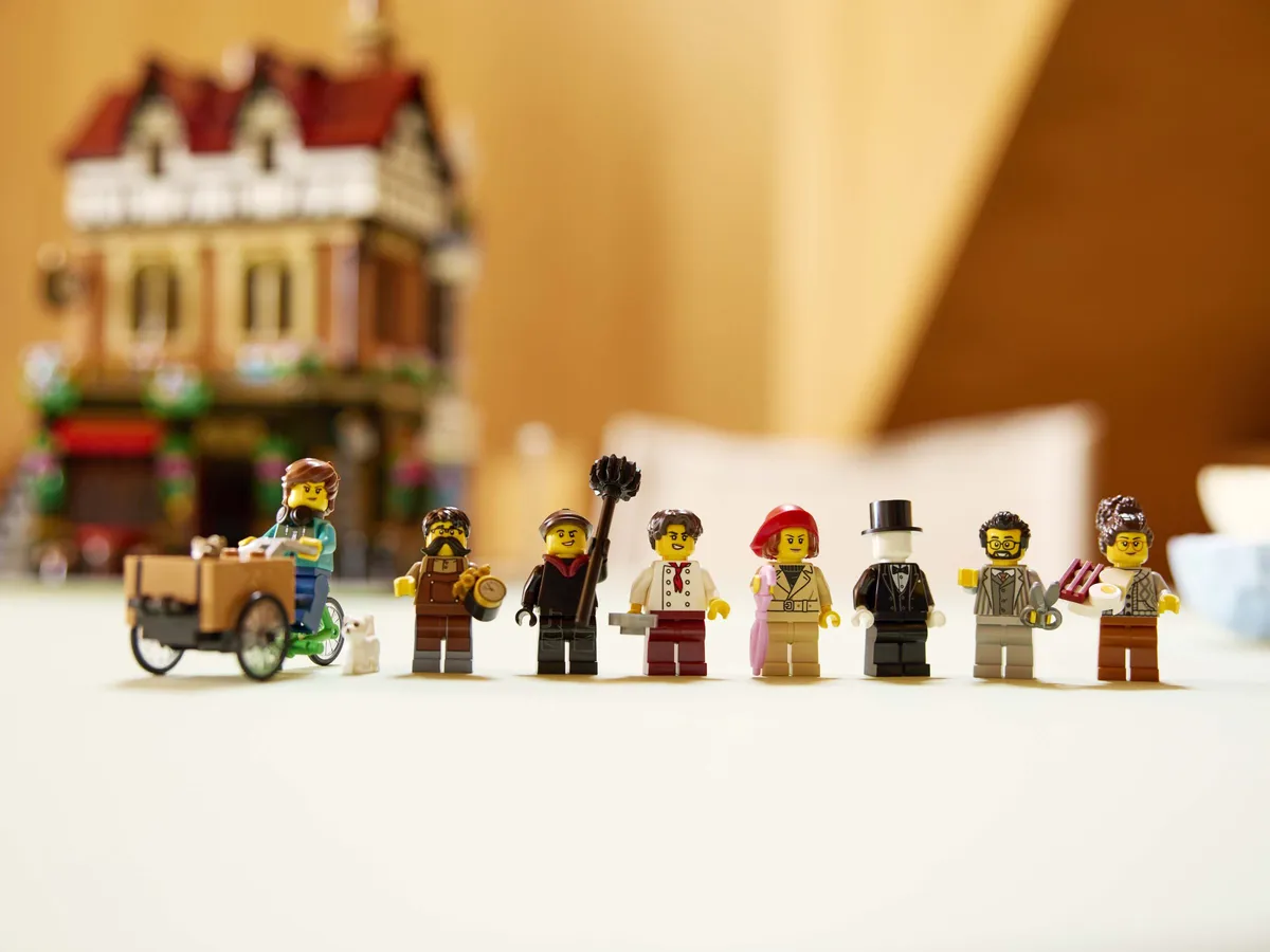 LEGO Tudor Corner (10350) - Bild 11
