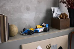 LEGO Williams Racing FW14B & Nigel Mansell (10353) - image 9