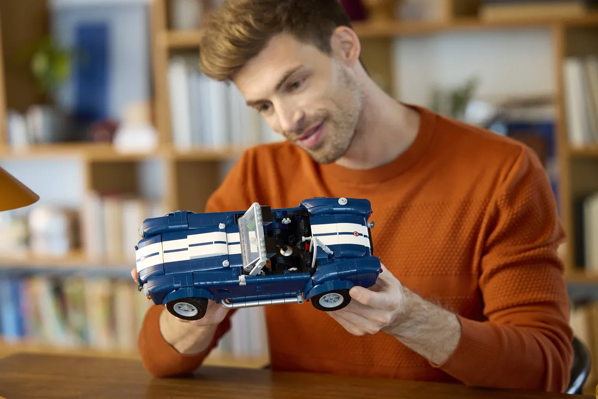 LEGO Shelby Cobra 427 S/C (10357) - Bild 9