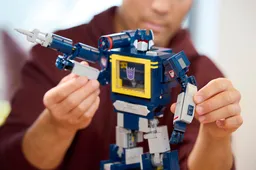 LEGO Transformers: Soundwave (10358) - image 12
