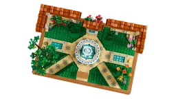 LEGO Fountain Garden (10359) - afbeelding 2