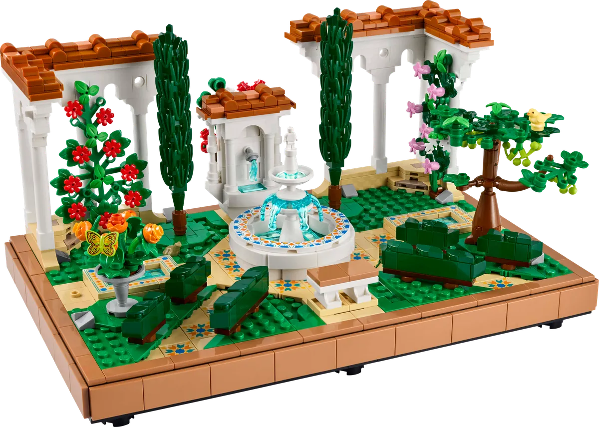 LEGO Fountain Garden (10359)