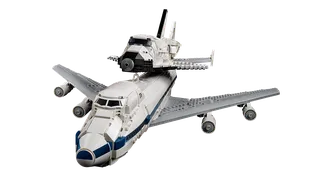 Shuttle Carrier Aircraft von LEGO – Produktfoto 4 von 18