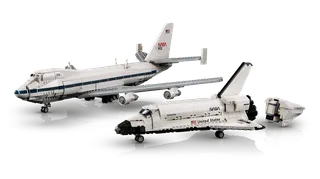 Shuttle Carrier Aircraft von LEGO – Produktfoto 5 von 18