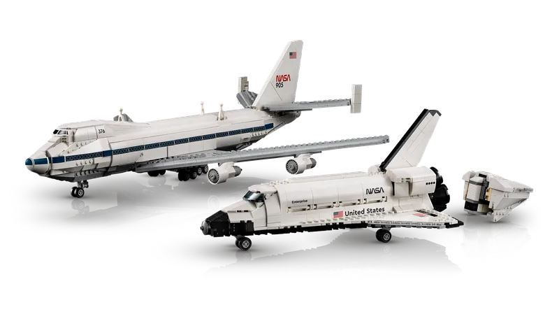 Shuttle Carrier Aircraft von LEGO – Produktfoto 5 von 18