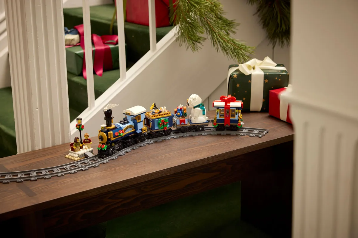 LEGO Holiday Express Train (10361) - Bild 18