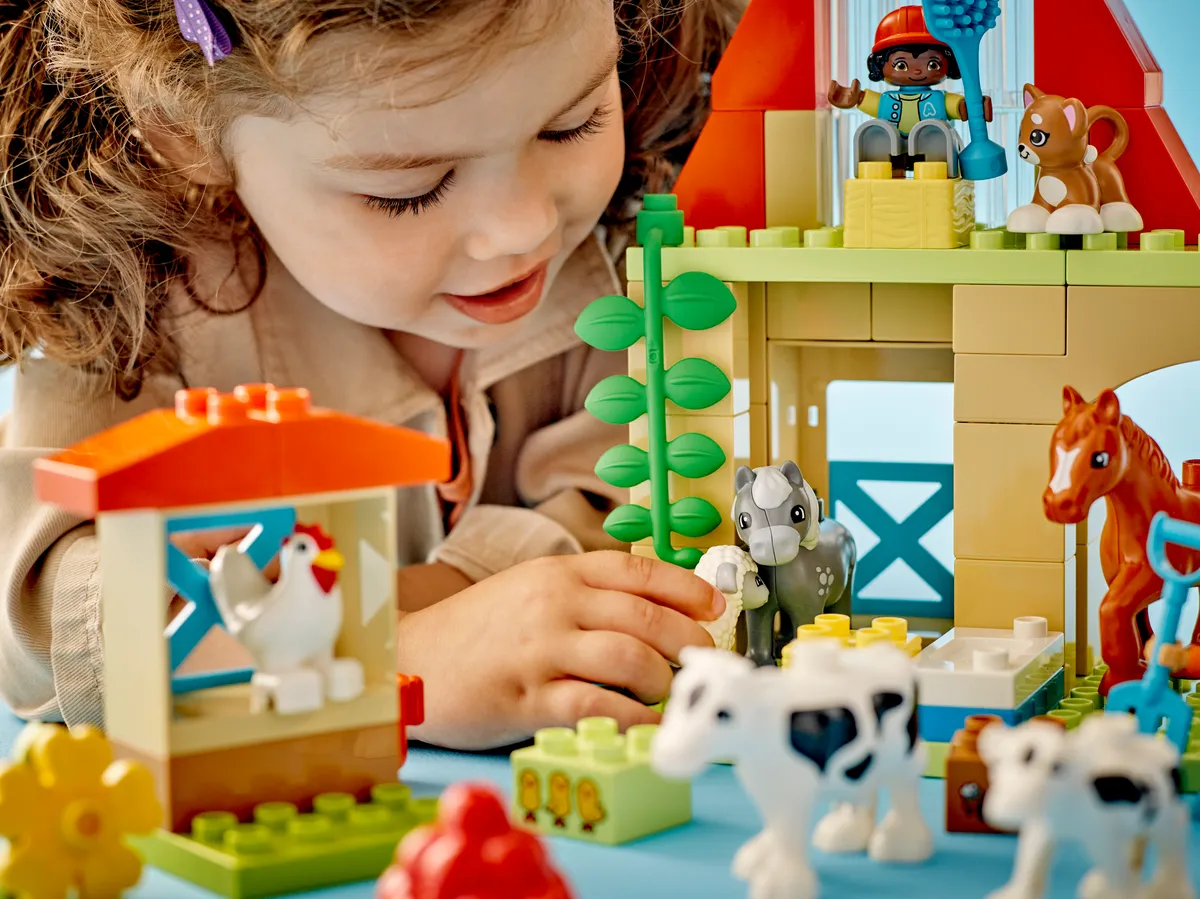LEGO Caring for Animals at the Farm (10416) - afbeelding 7