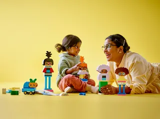 Buildable People with Big Emotions fra LEGO – produktbillede 6 af 9