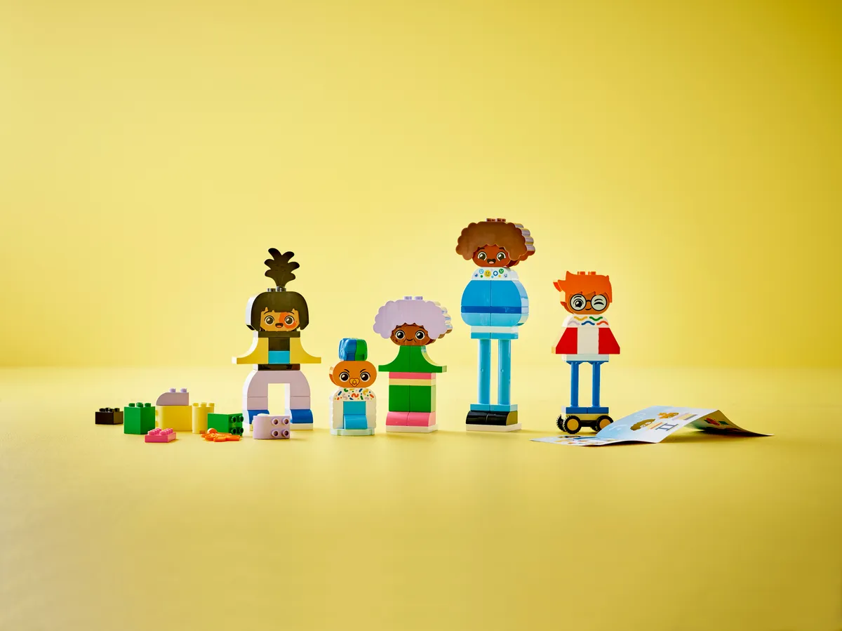LEGO Buildable People with Big Emotions (10423) - Bild 8