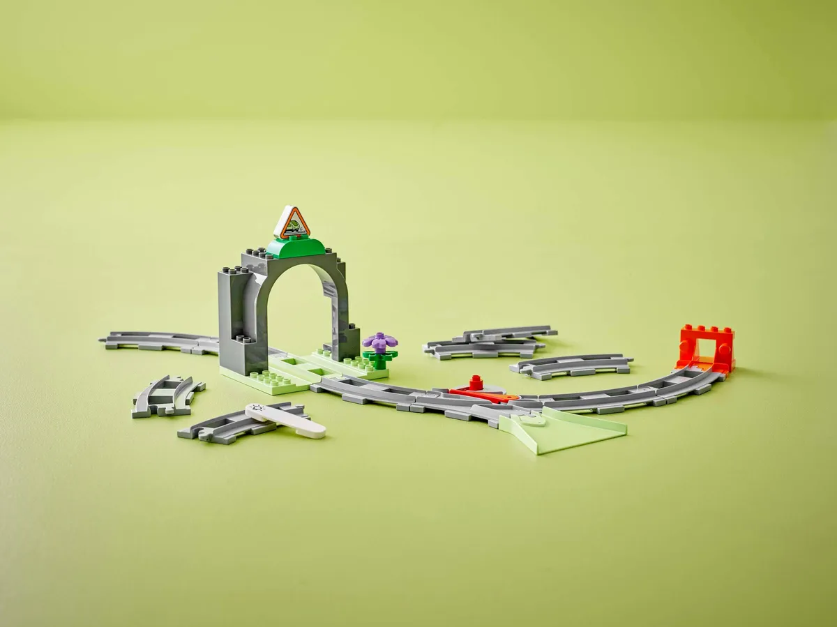 LEGO Train Tunnel and Tracks Expansion Set (10425) - Bild 8