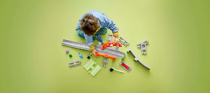 Train Bridge and Tracks Expansion Set von LEGO – Produktfoto 7 von 8