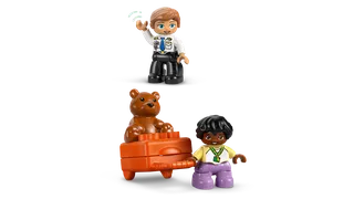 First Time at the Airport von LEGO – Produktfoto 4 von 9