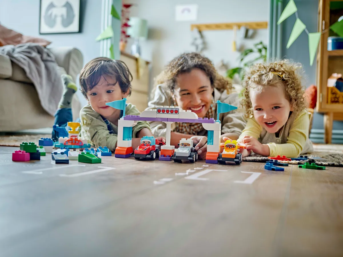 LEGO F1® Team Race Cars & Drivers (10445) - Bild 6