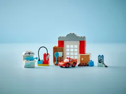 LEGO McQueen's Visit to Doc's Garage (10456) - afbeelding 7