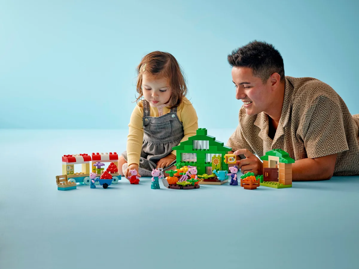 LEGO Grandpa Pig's Garden and Greenhouse (10461) - Bild 3