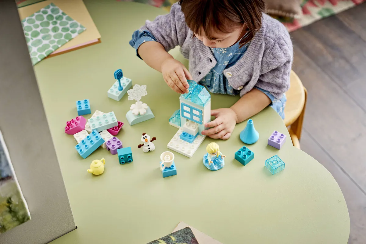 LEGO Frozen Creative Box with Elsa and Olaf (10462) - Bild 7