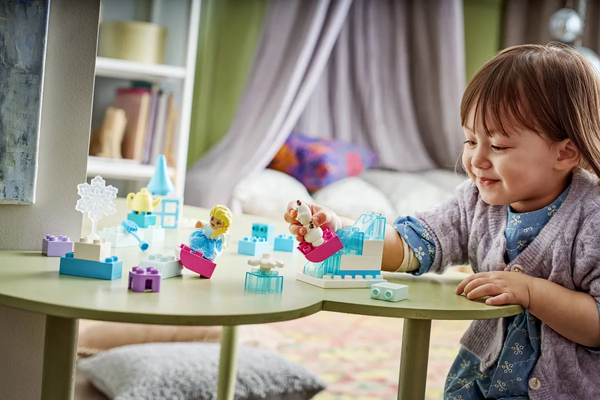 LEGO Frozen Creative Box with Elsa and Olaf (10462) - Bild 8