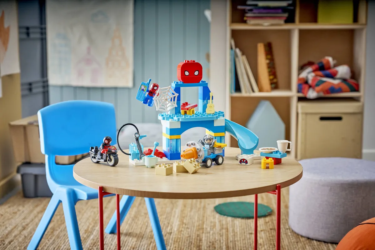LEGO Team Spidey Webquarters (10464) - Bild 7