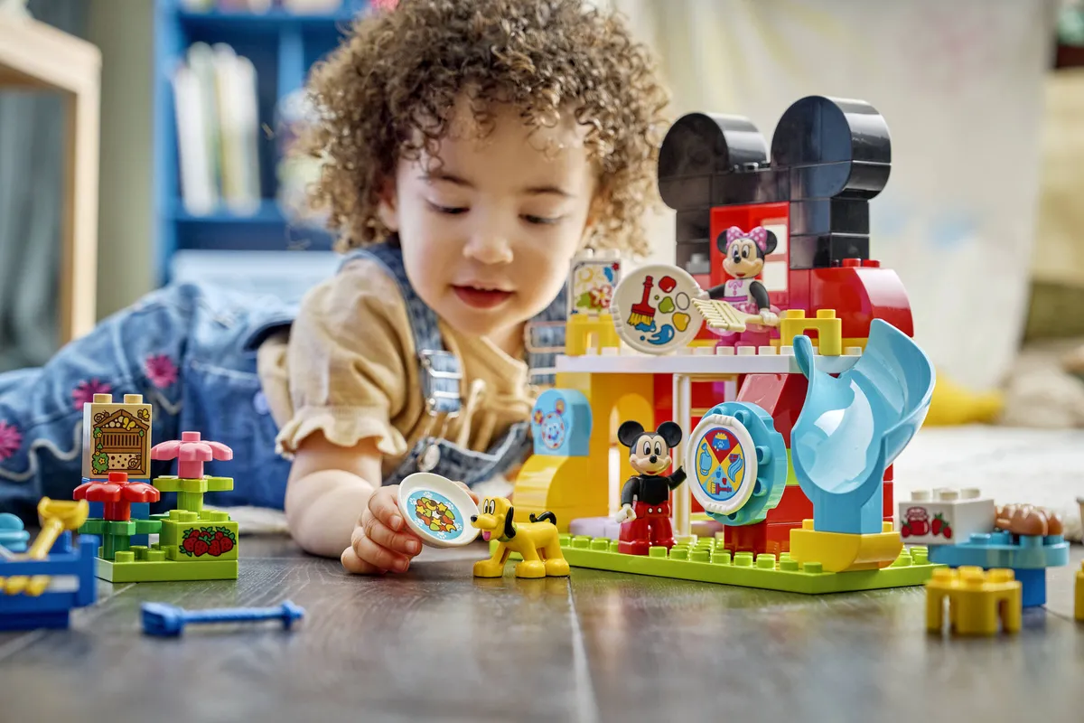 LEGO Mickey Mouse Clubhouse with Minnie & Pluto (10465) - image 15