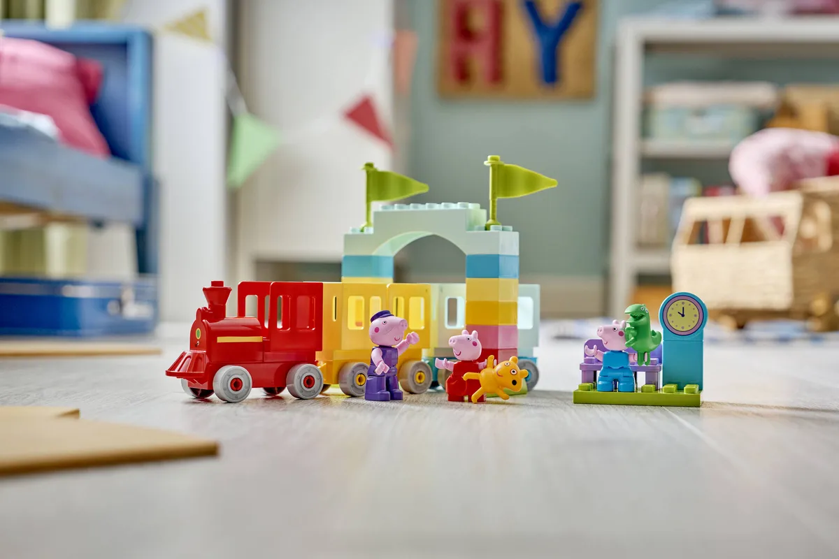 LEGO Train Ride with Grandpa Pig (10466) - Bild 7