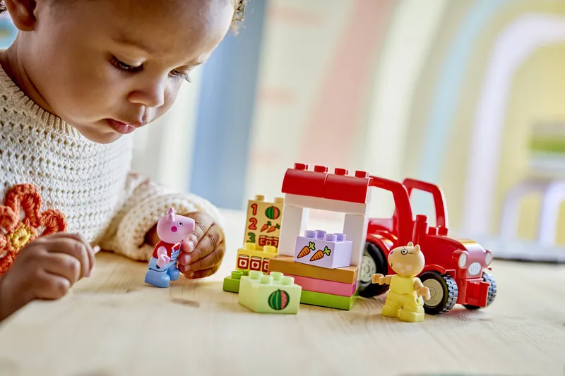 Tractor and Market by LEGO – product photo 7 of 10