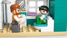 LEGO 3 in 1 Modern Family House with Figures (10470) - afbeelding 5