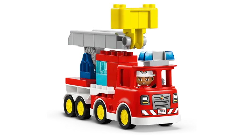 Brandweertruck met slang en brandweerman van LEGO – productfoto 4 van 11