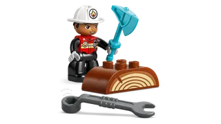 Brandweertruck met slang en brandweerman van LEGO – productfoto 5 van 11