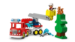 Brandweertruck met slang en brandweerman van LEGO – productfoto 6 van 11