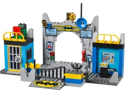 LEGO Batman: Defend the Batcave (10672)