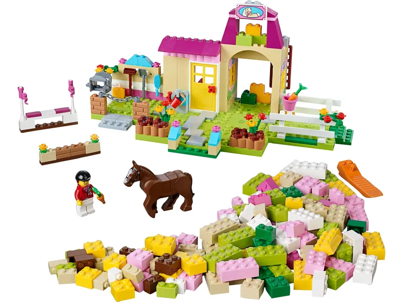 Pony Farm de LEGO – photo du produit 1 sur 6