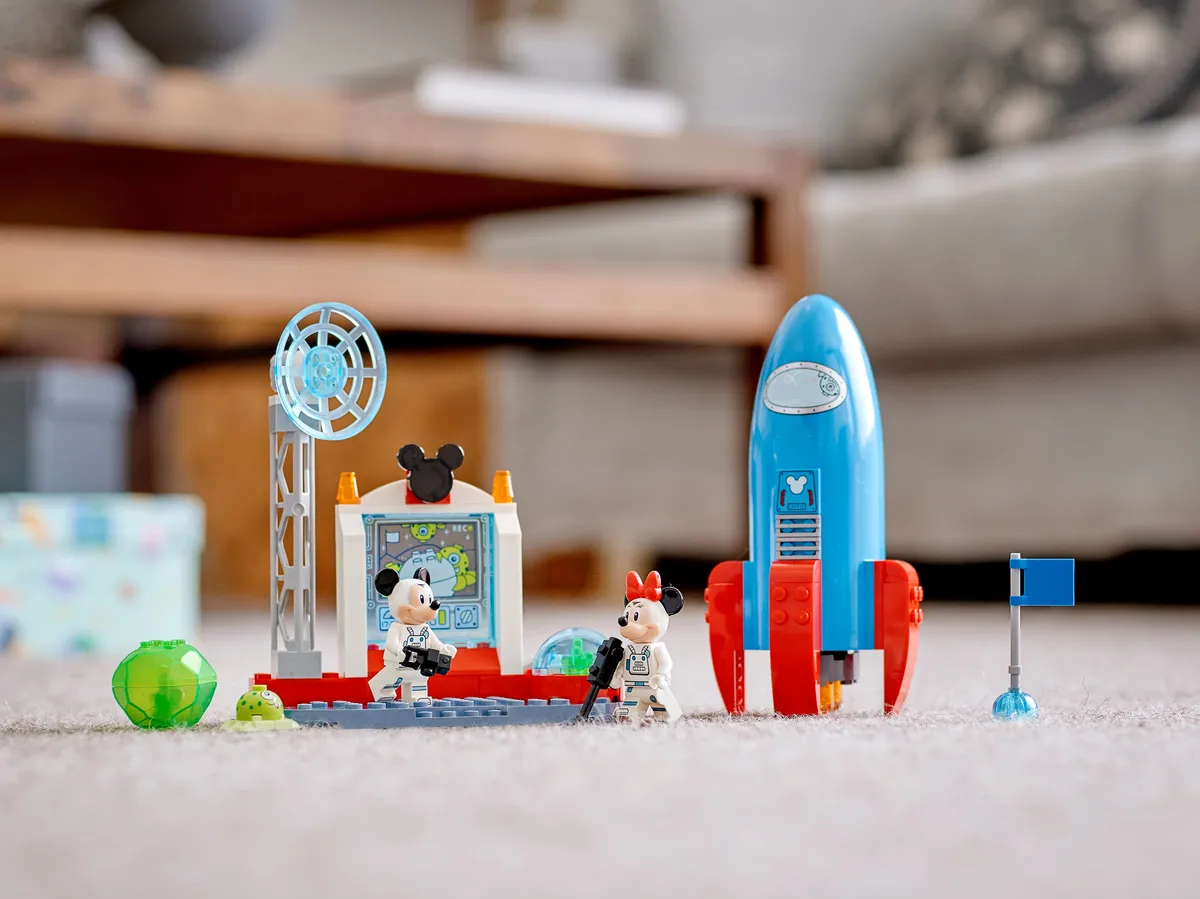 LEGO Mickey Mouse & Minnie Mouse's Space Rocket (10774) - image 10