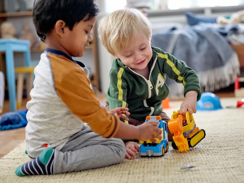 Truck & Tracked Excavator von LEGO – Produktfoto 11 von 16