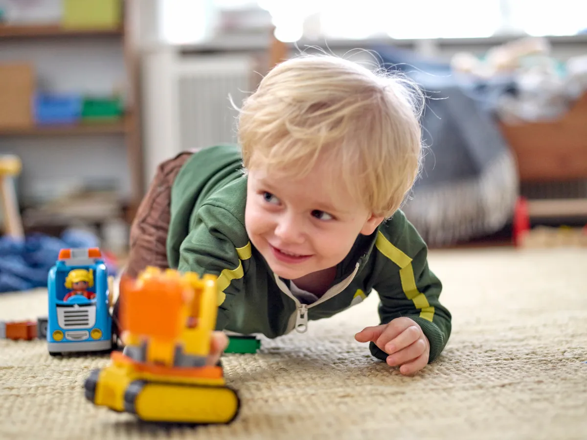 LEGO Truck & Tracked Excavator (10812) - Bild 14